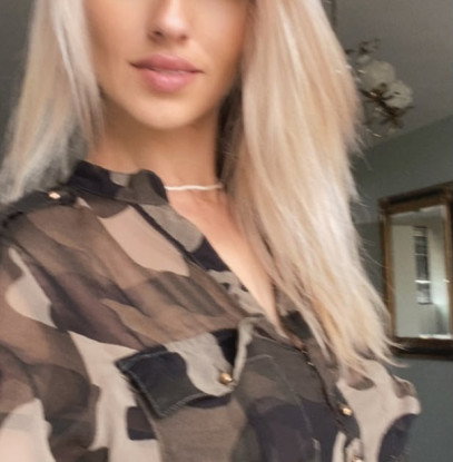 Hot Girl