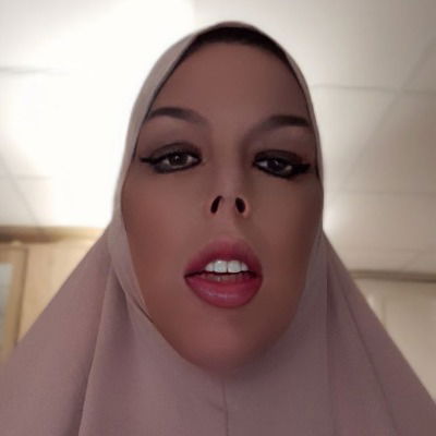 Shemalemuslima