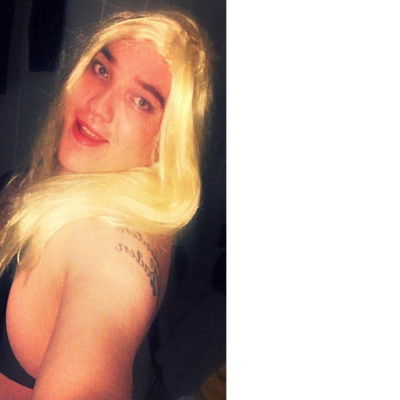 LunaSissyTgirlEscort